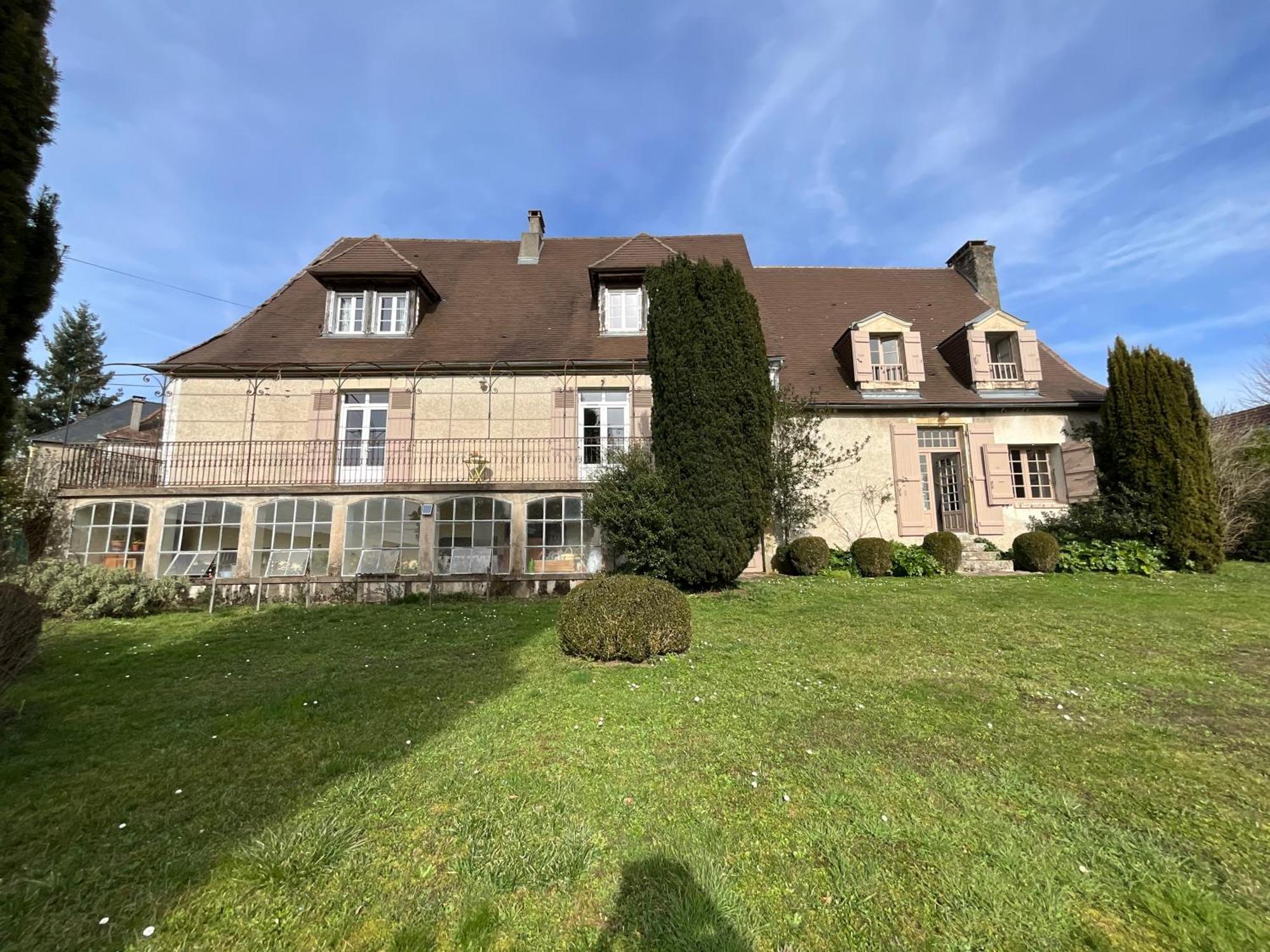 Maison De La Source Génis Екстериор снимка